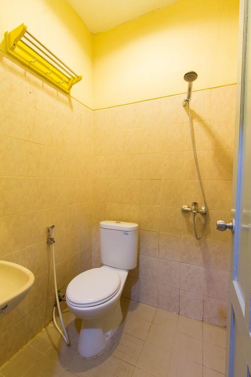 Wijaya Imperial Hotel Baturetno Pokoj fotografie